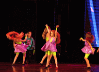 36. Glamorous PR (FS2022) 15.JPG